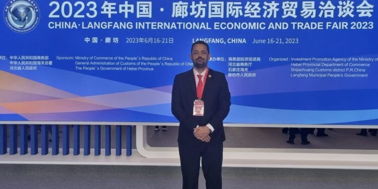 巴西企業家熱圖里奧·法利亞在“2023年中國·廊坊國際經濟貿易洽談會”上